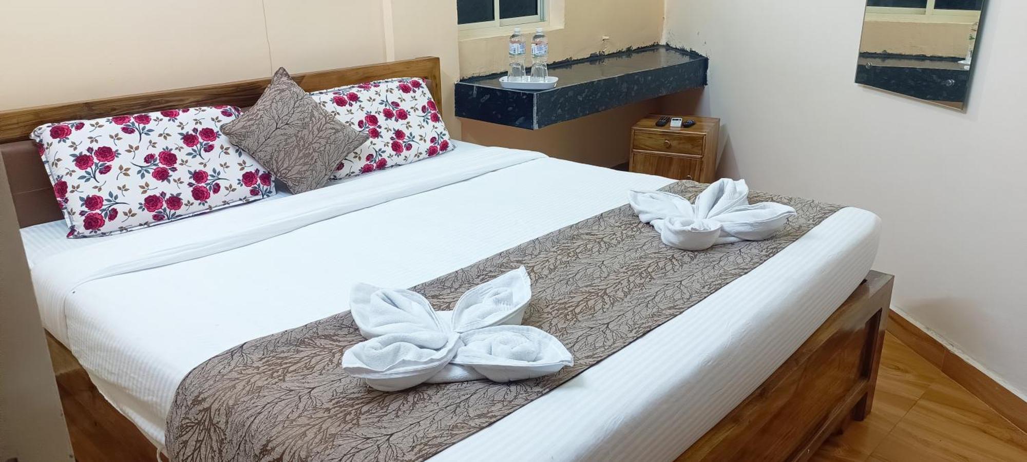 Hotel Vip Prime Purî Extérieur photo