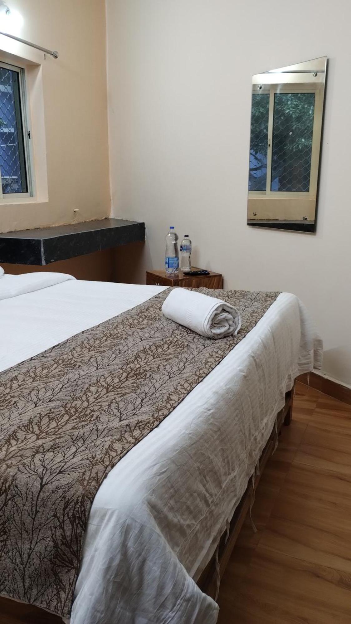 Hotel Vip Prime Purî Extérieur photo